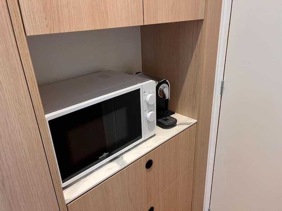 Studio Melun Peaceful Area 5 Min To Train Station المظهر الخارجي الصورة